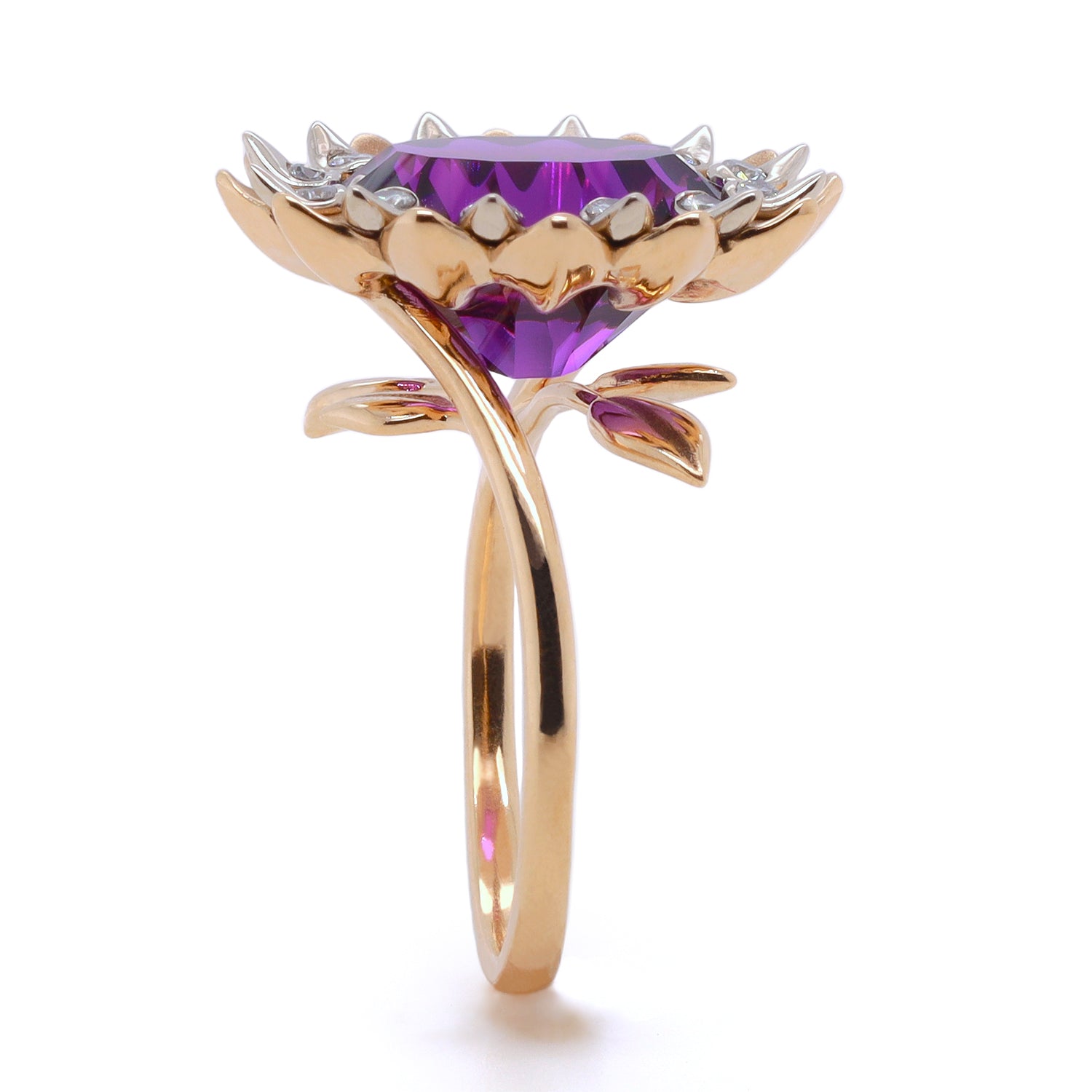 A'design Award-Winning Golden Sunflower Ring Museum of Outstanding Design Como Italy