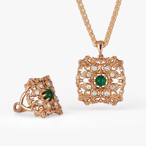 Emerald gold ring and Emerald gold pendant with diamonds collection