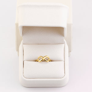 Infinity Ring Thick in 14K Gold luxury gift box presentation