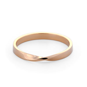 Mobius wedding ring 2 mm in 14K rose gold by G&D Unique Designs