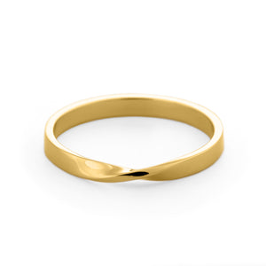 2mm mobius wedding ring in 18k gold