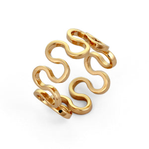 Wave Zig Zag Band Ring in 18K Gold
